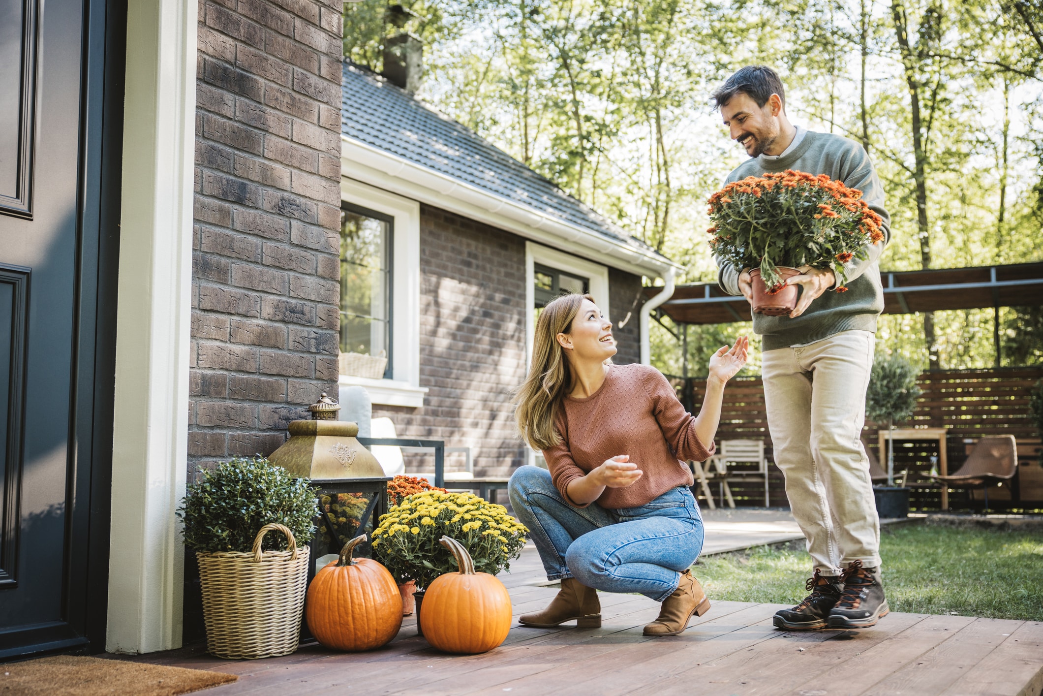 Fall for vibrant seasonal bouquets, arrangements from Strack & Van Til