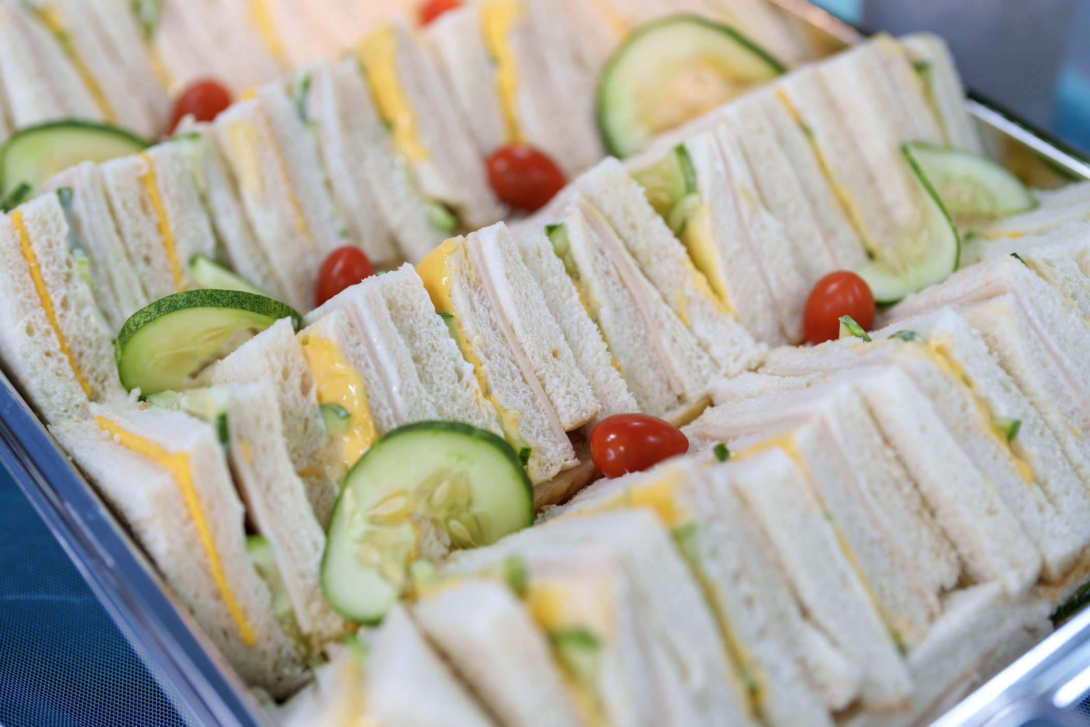 How to order sandwich trays for 10, 25 or 50 guests